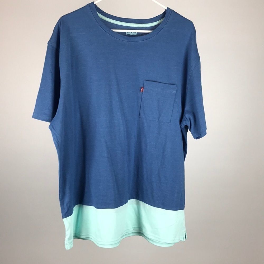 Levi Two Tone Pocket T Shirt NWOT Men’s size XL